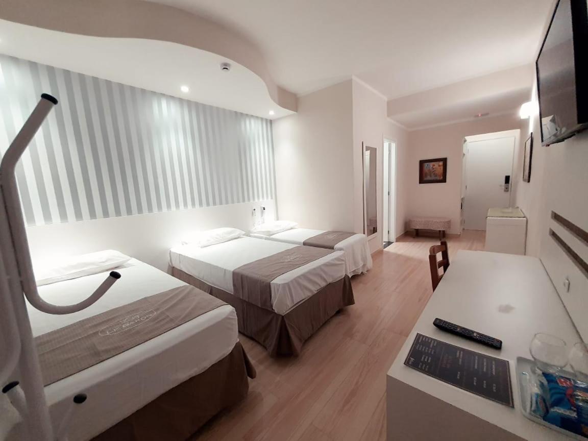 Charles Hotel Pôrto Ferreira Esterno foto